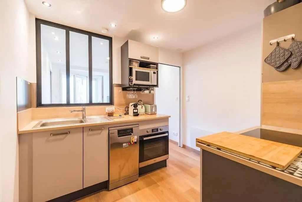 Apartment Appartement Avec Terrasse, Trestraou Perros-Guirec France